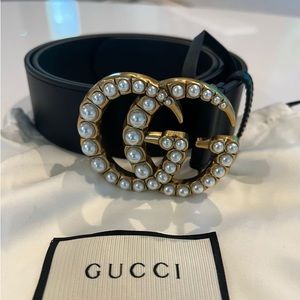 💝 NEW Gucci Pearl Belt 💝